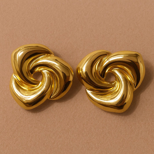 18k gold plated Luxe Petal Swirl Stud earring