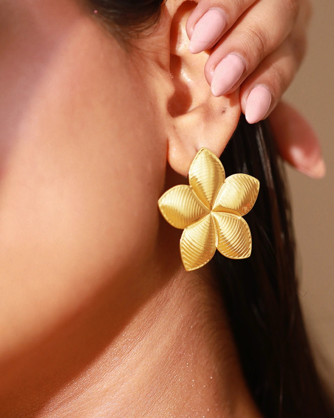 Oranthis 18K Gold Plated Sculpted Studs