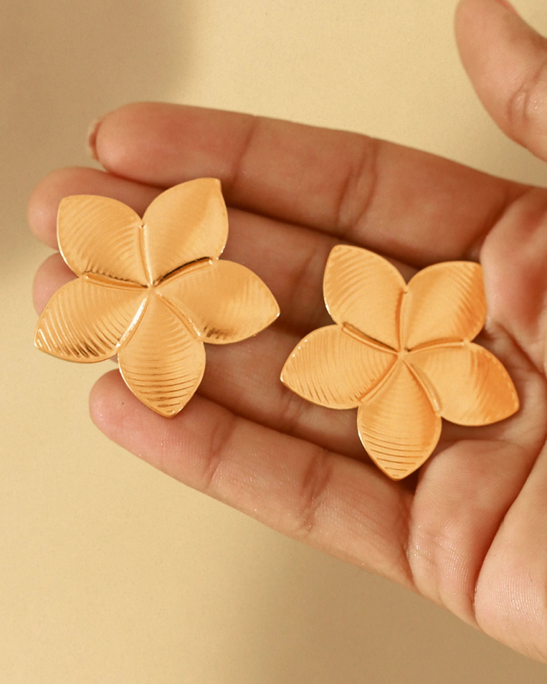 Oranthis 18K Gold Plated Sculpted Studs