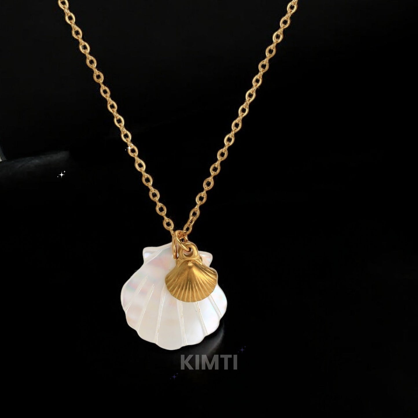 Gold Natural Seashell Cute Design Pendant Anti Tarnish Necklace
