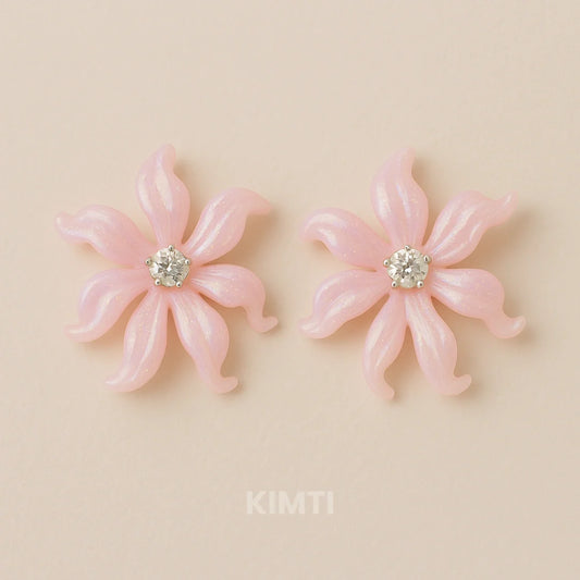 Luxe Petal Studs Earring