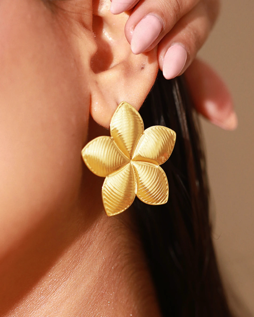Oranthis 18K Gold Plated Sculpted Studs