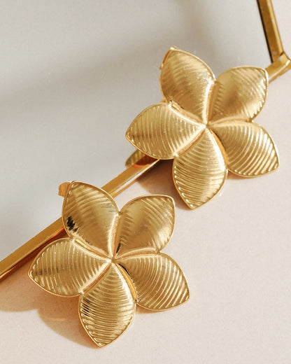 Oranthis 18K Gold Plated Sculpted Studs