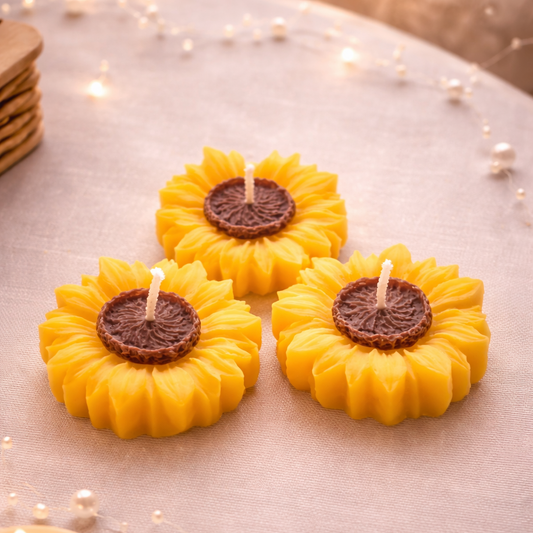 Soy Wax Daisy Floating Candles