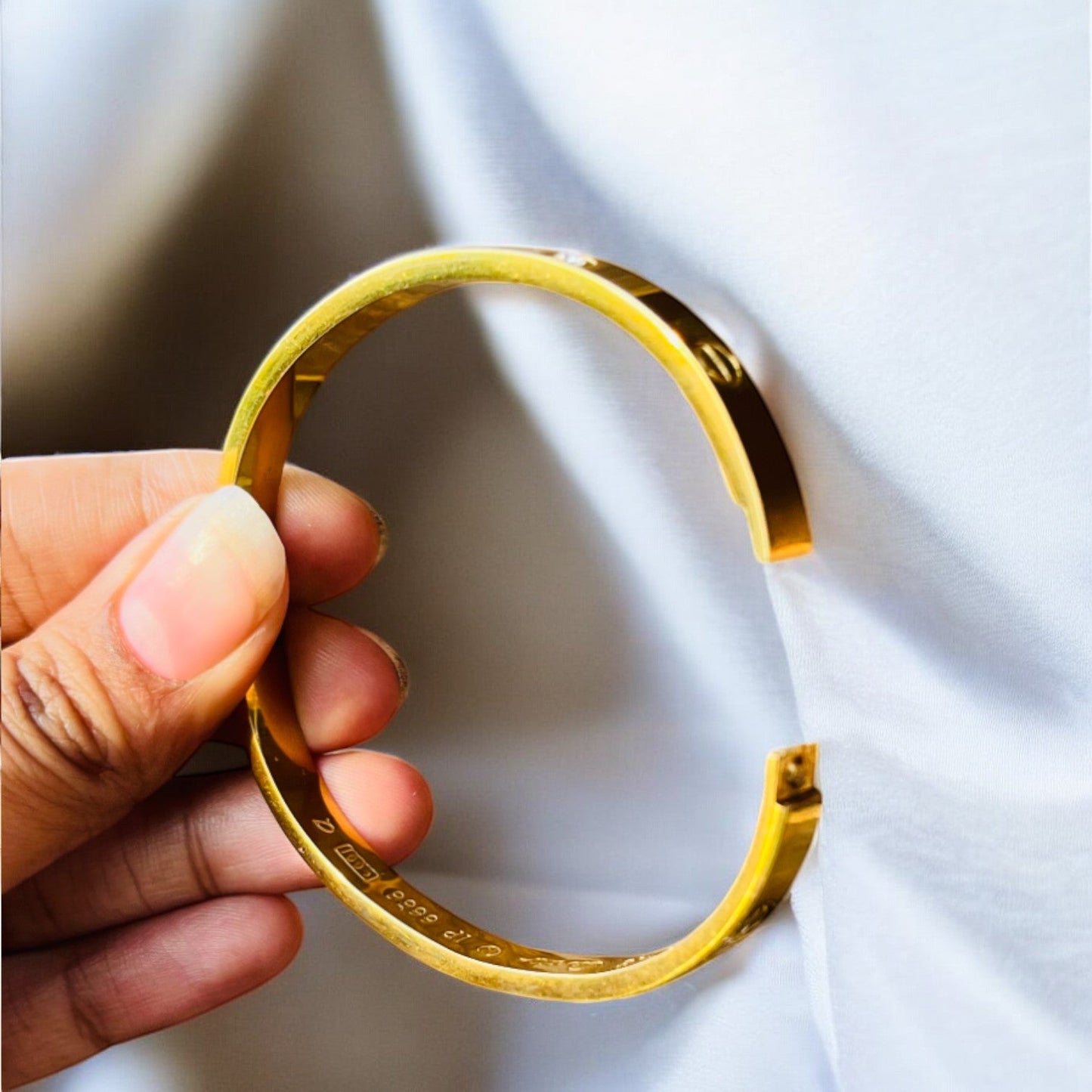 Free Anti Tarnish Bracelet